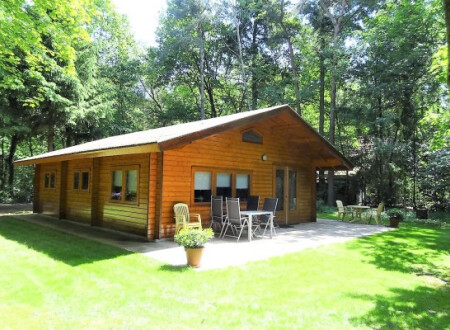 Het Houten huis